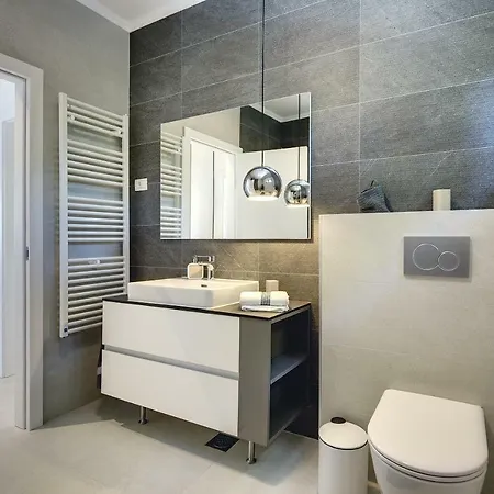 Authentic アパート *