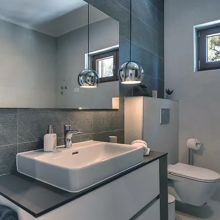 Authentic Apartment *